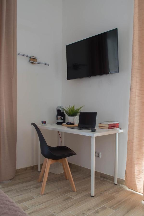Tiber Rooms Testaccio Roma Exterior foto